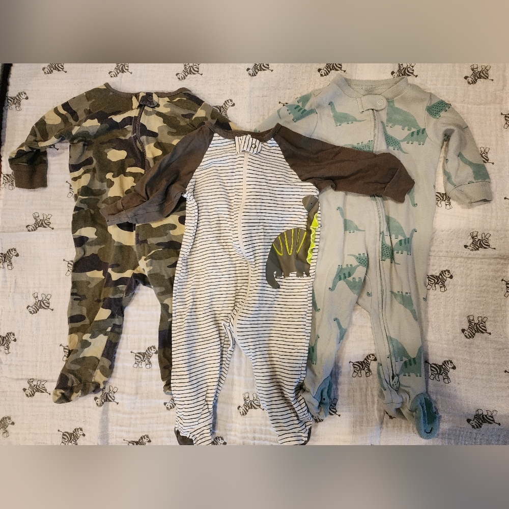 (Bundle of 3) 3-6 Month Footed Sleep N Play